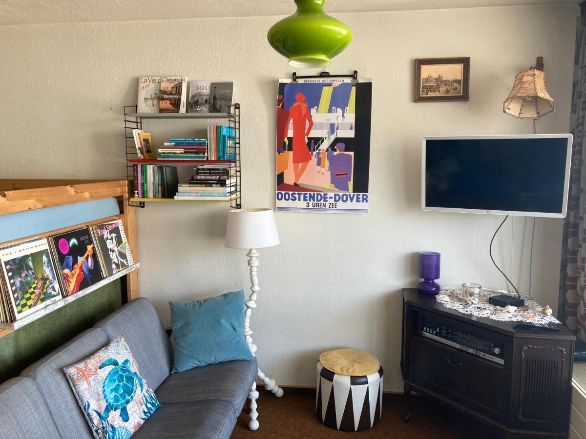 Tiny Apt W/ Balcony And Seaview, Even Out Of Your Bed ! Остенде Екстериор снимка